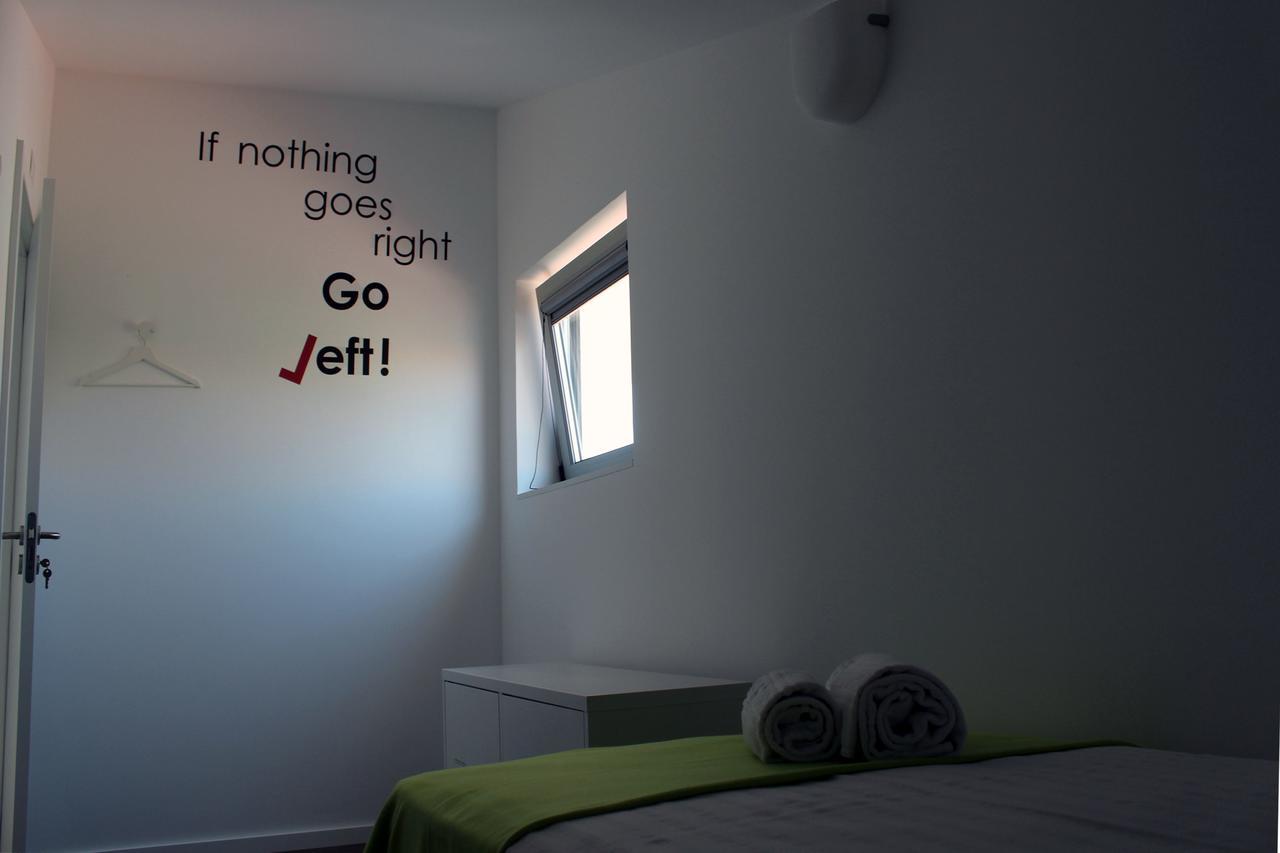 Uau Hostel 피게이라다포즈 외부 사진