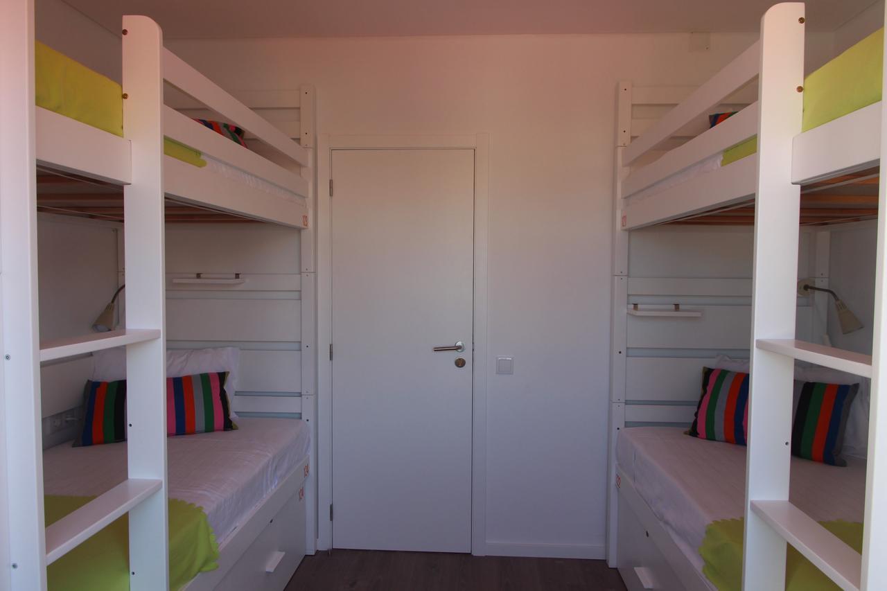 Uau Hostel 피게이라다포즈 외부 사진