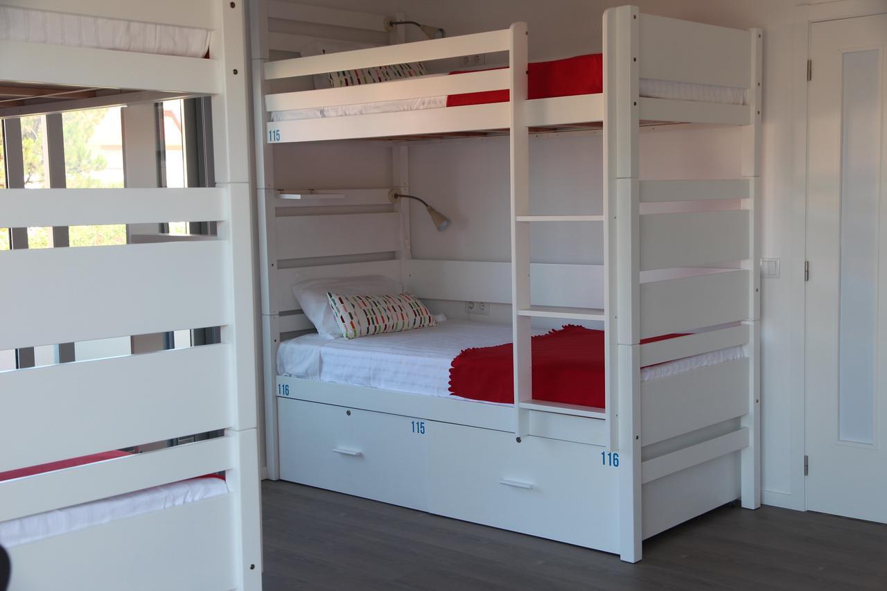 Uau Hostel 피게이라다포즈 외부 사진