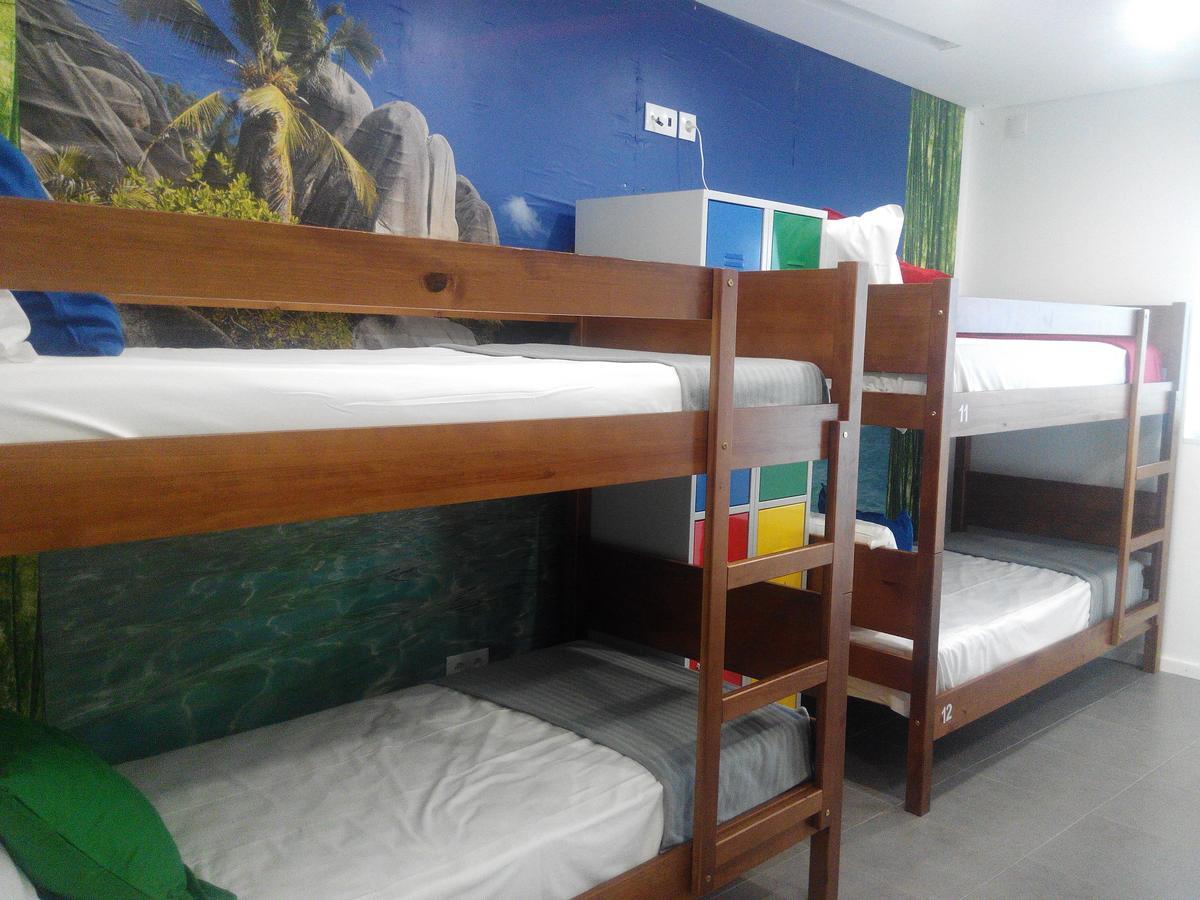 Uau Hostel 피게이라다포즈 외부 사진